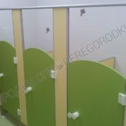 Детские туалетные перегородки люкс с радиусными дверьми-2
