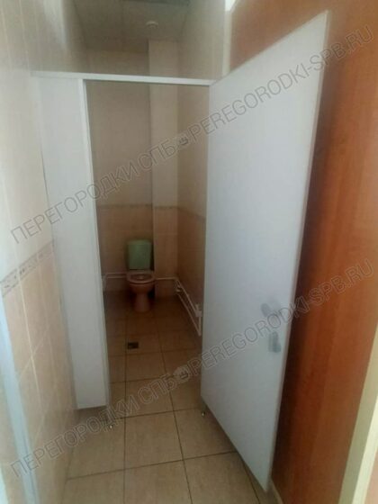 dveri-dlya-tualetnyh-kabin-3-07-23-2