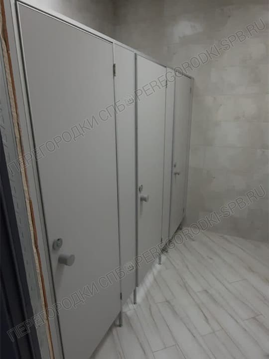 tualetnye-kabiny-i-pissuarnye-ekrany-6-3-23-1
